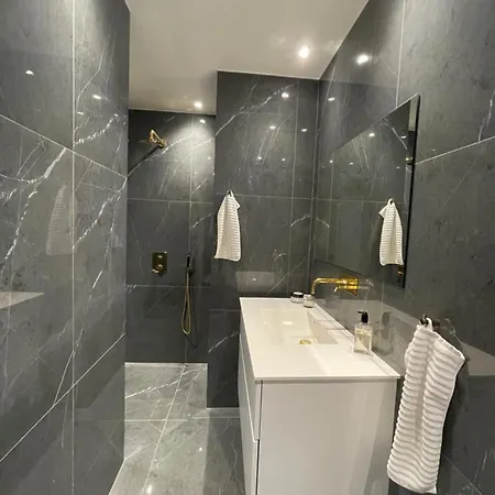 Apartman Luxury In The Centre Of