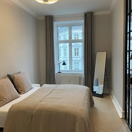 Luxury In The Centre Of Appartamento